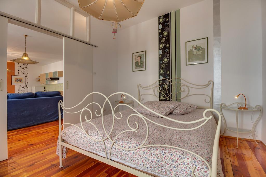 Apartments Mandarina Mali Lošinj Værelse billede